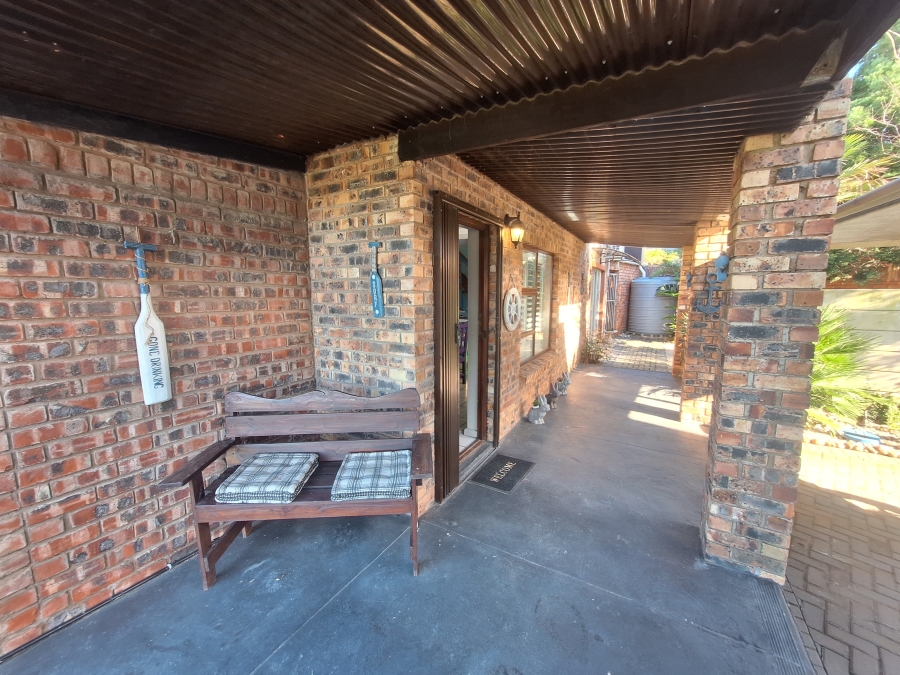 3 Bedroom Property for Sale in Noorsekloof Eastern Cape